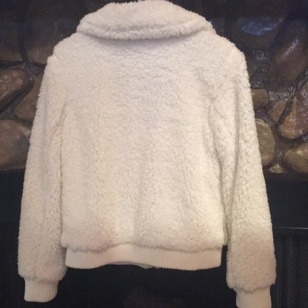 Jacket - Picture 3 of 4
